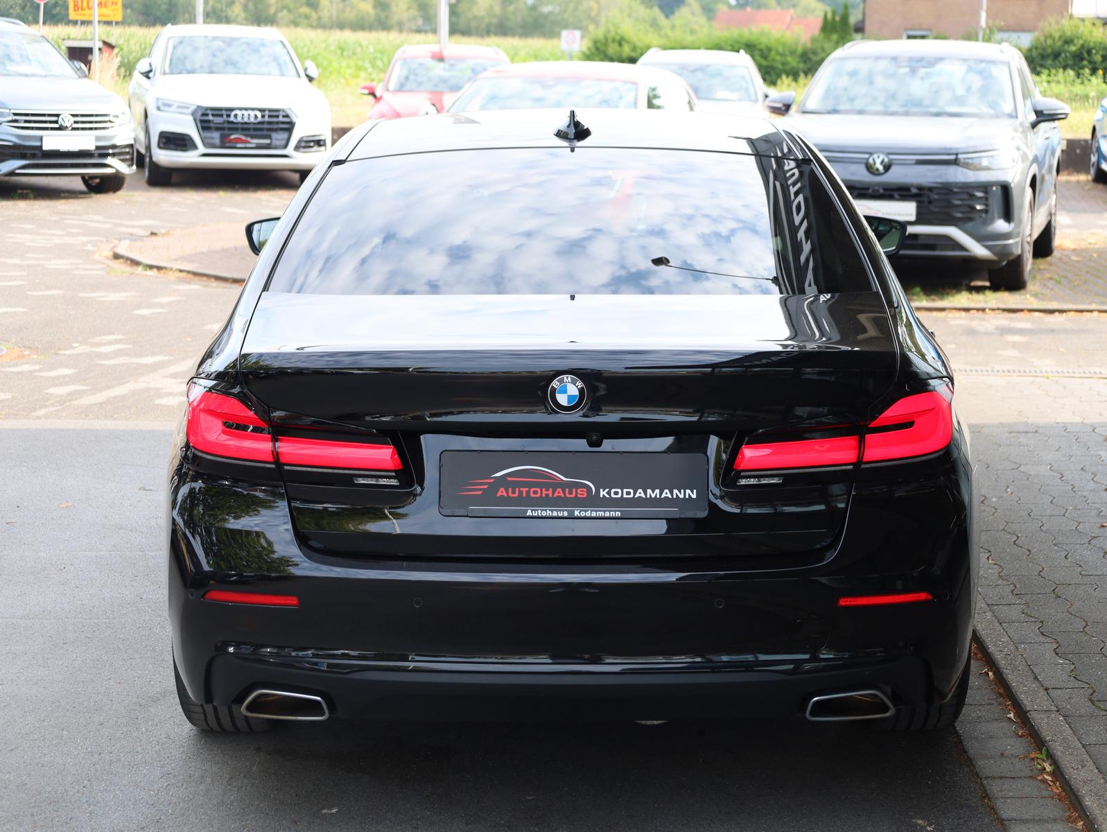 BMW 520 520 d xDrive*Cam*Leder*Virtual*4xSHZ*AHK*