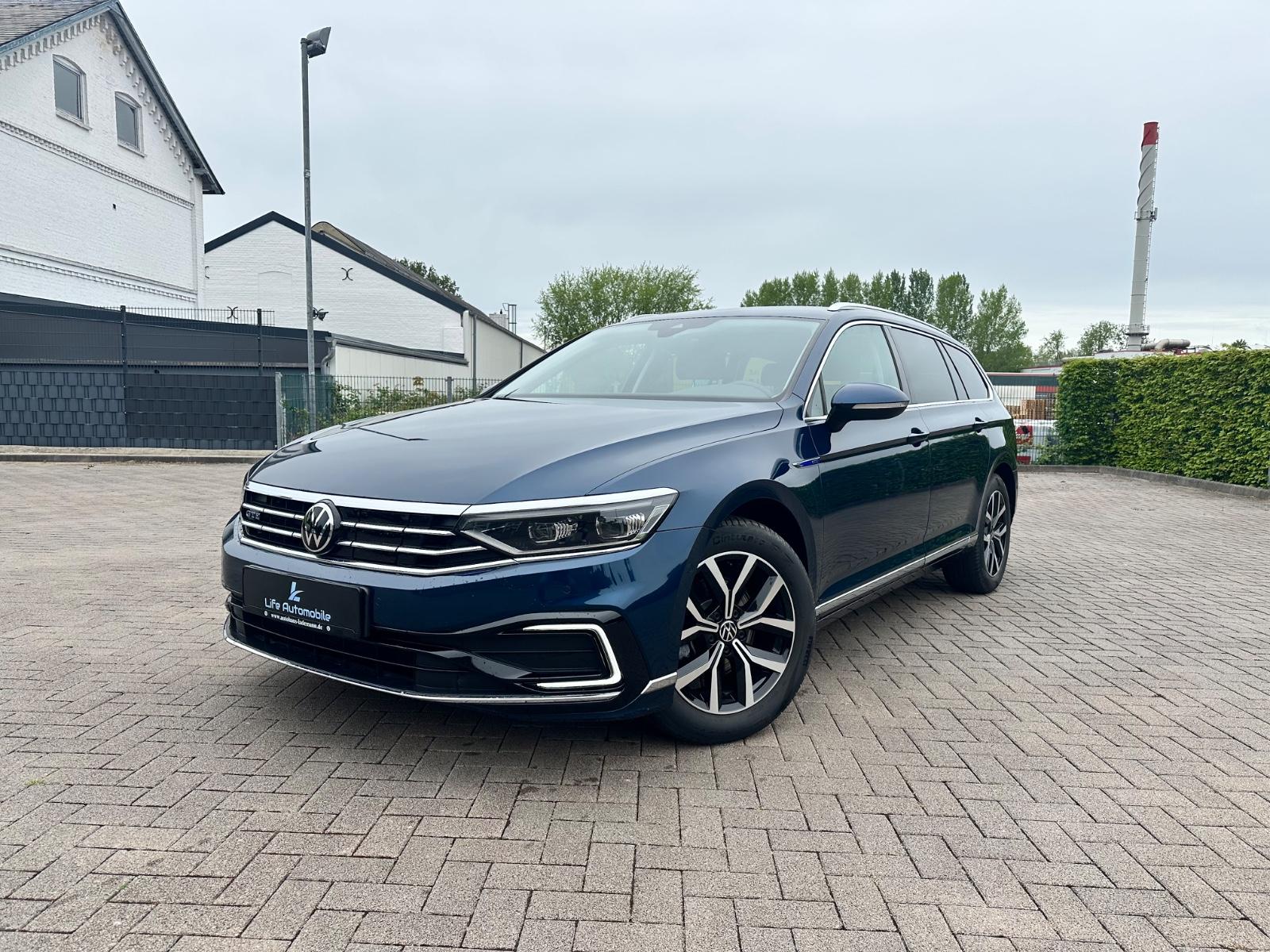 Volkswagen Passat Var. 1.4TSI GTE AID*MATRIX*STHZG*SIDE*AHK
