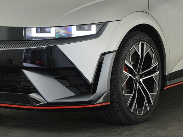 IONIQ 5 N 84kWh 4WD+VOLL LED+360 GRAD KAMERA+NAV