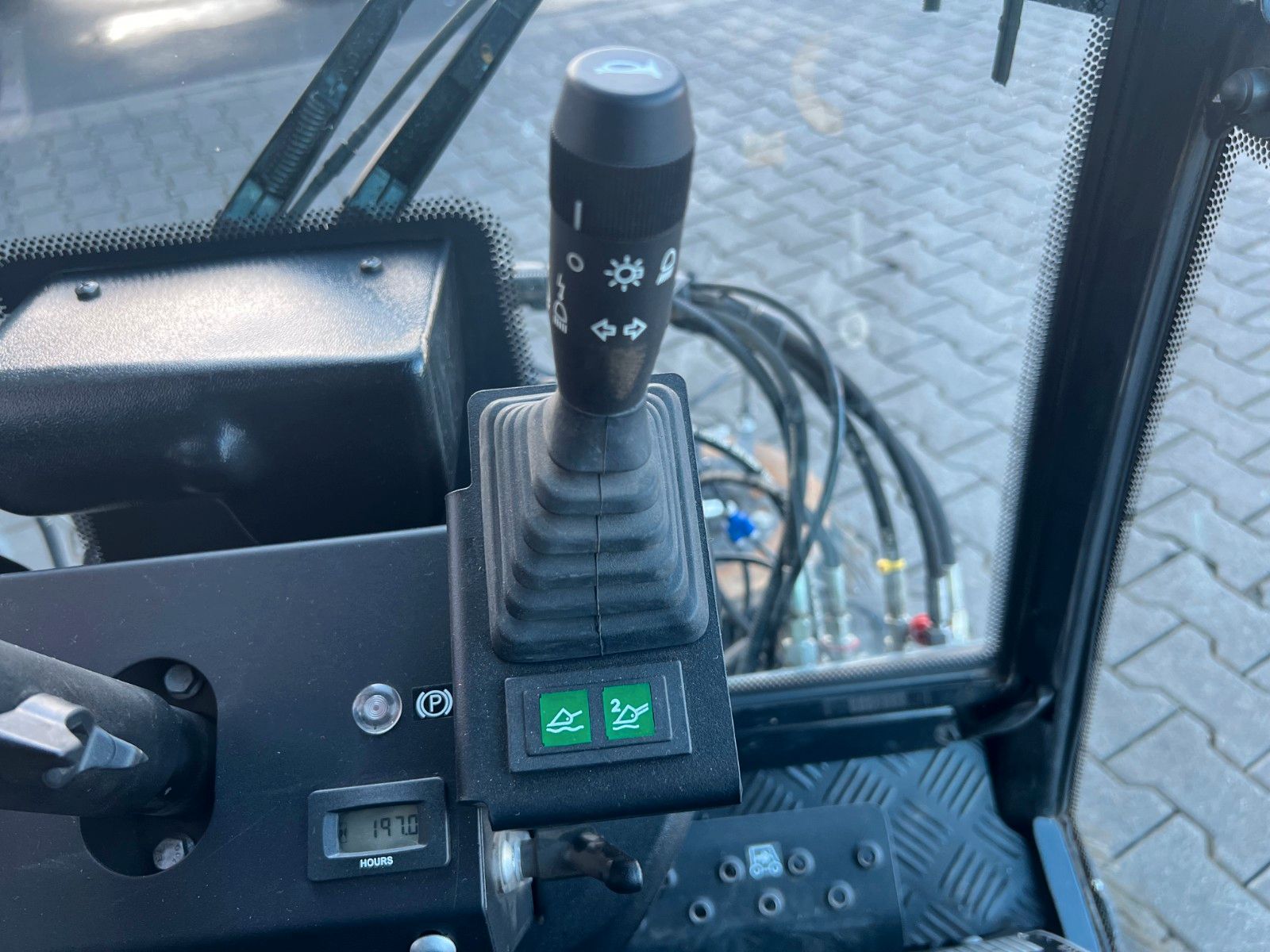 Fahrzeugabbildung Kaercher MIC C /  nur 197h! / Kehrmaschine / 2021