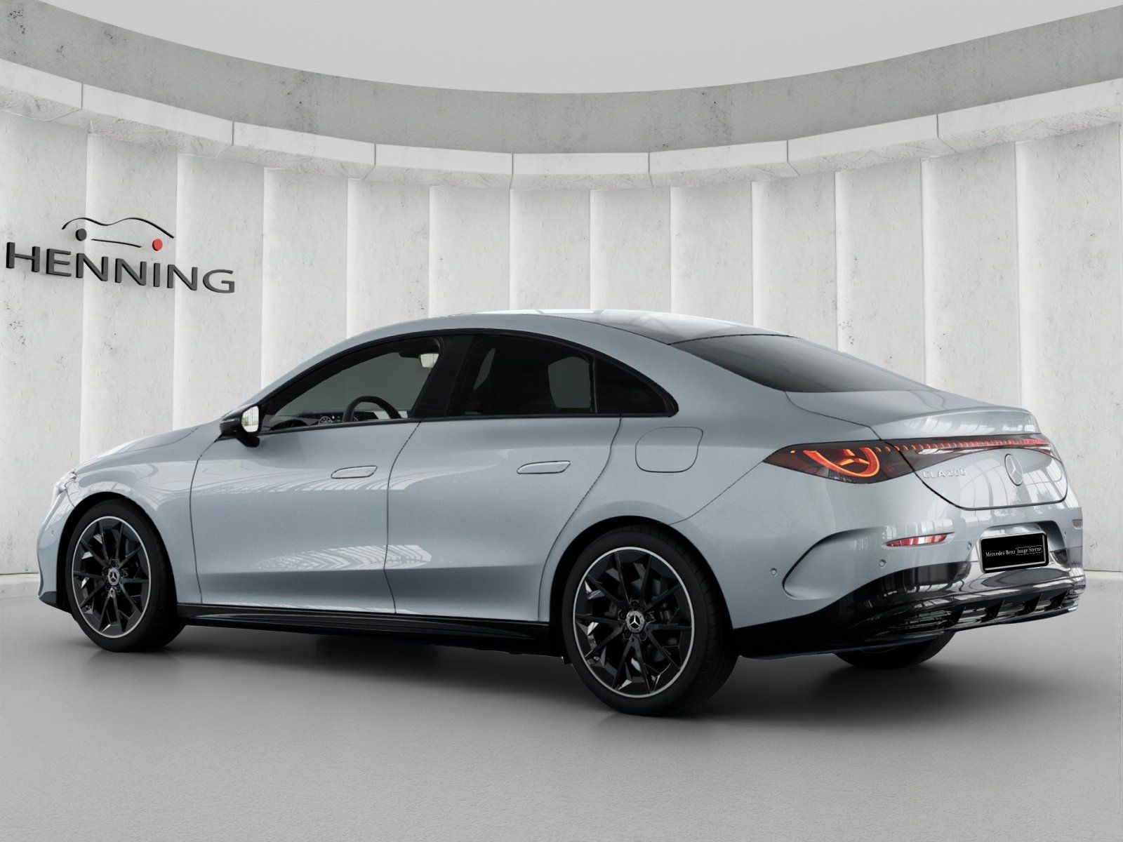 Mercedes-Benz CLA 200 AMG Night Pano Superscreen DIS Totw. 19" imagem 2