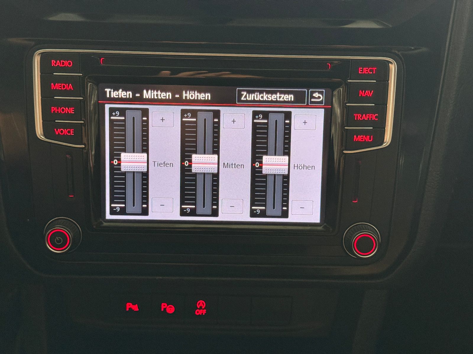 Fahrzeugabbildung Volkswagen CADDY MAXI 1.4 TGI HIGHLINE SPORTPAKET ACC VOLL