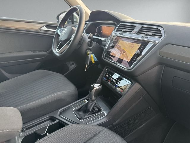 Tiguan Allspace 2.0 TDI DSG LED+NAVI+ACC+KAMERA+