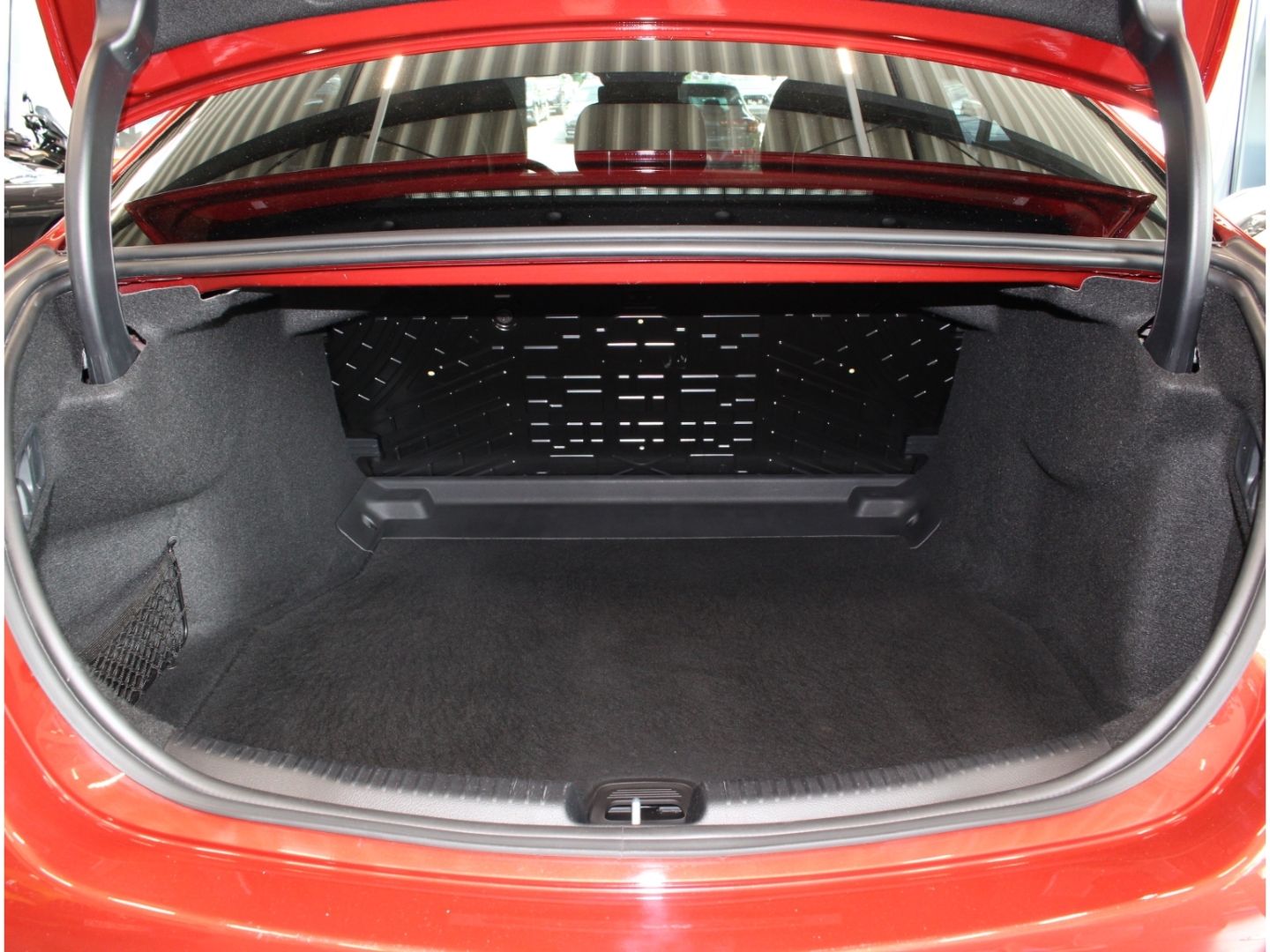 Fahrzeugabbildung Mercedes-Benz C 200 AMG Line R.Kamera+Pano+AppleCarPl+Designo