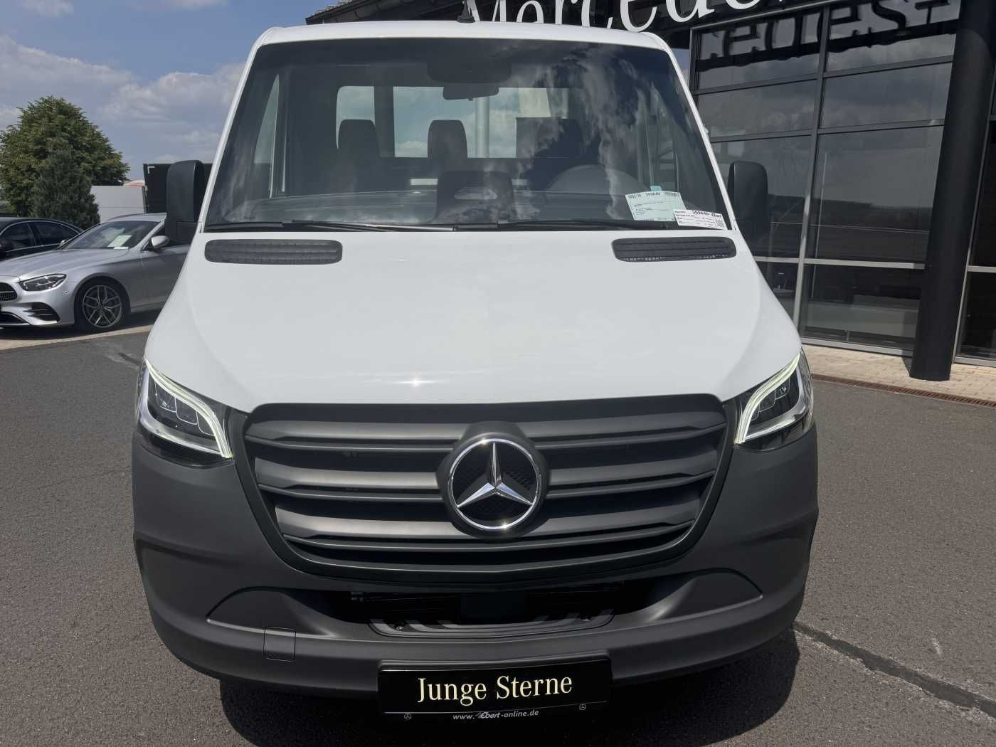 Fahrzeugabbildung Mercedes-Benz Sprinter 317 CDI 9G 3665 Klima Kamera AHK LED