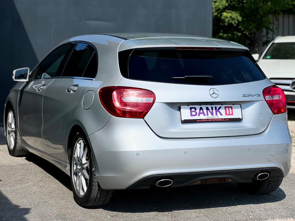 Mercedes-Benz A 220
