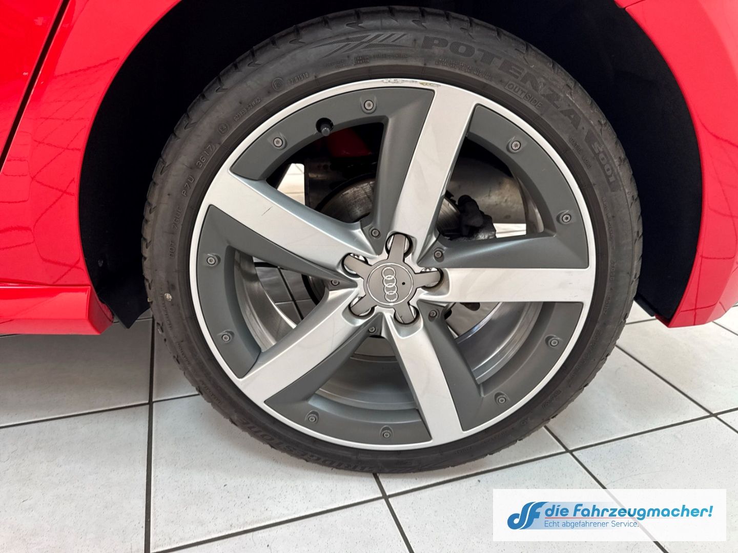 Fahrzeugabbildung Audi A1 Sportback 1.0 TFSI S line Navi Bi-Xenon Klima