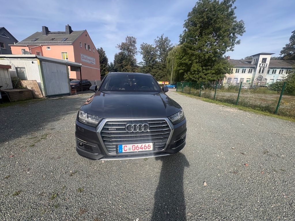 Image of Audi Q7