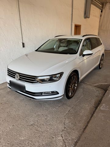 Volkswagen VW PASSAT VARIANT 2.0 TDI 190PS DSG 19Zoll...