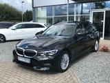 BMW 318 d Sport Line Panorama AHK 360° Leder LED - BMW 318 in Bremen