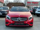Mercedes-Benz A 180 A BlueEfficiency Xenon PDC StHz Panorama - Mercedes-Benz A-Klasse: Rot