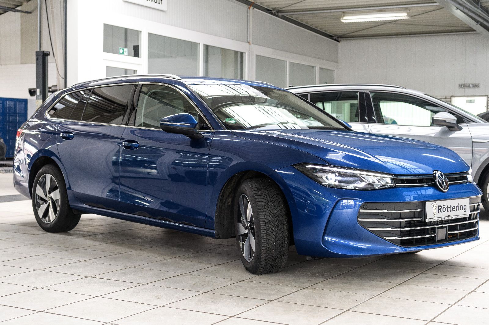 Fahrzeugabbildung Volkswagen Passat Variant 2.0 TDI 110 kW+AHK+SHZ+STANDHEIZU