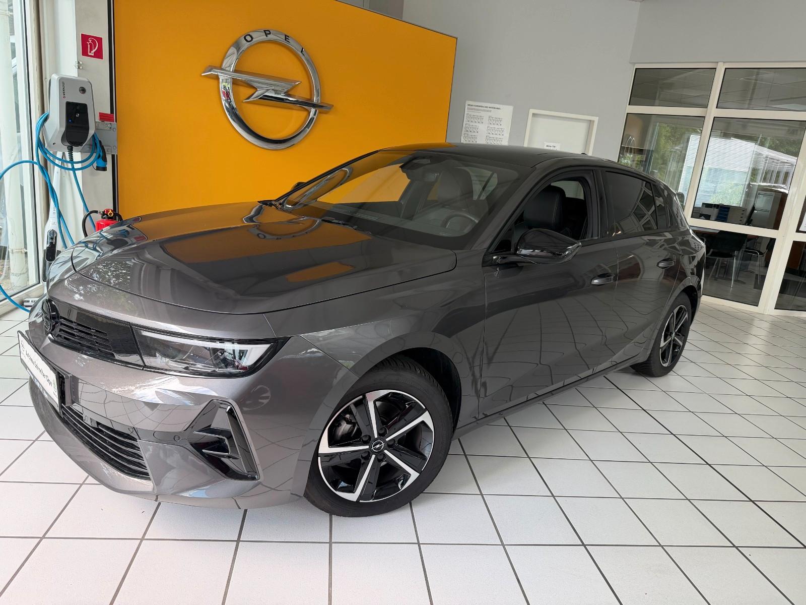 Opel Astra L Lim. 5-trg. GS Navi über Handy+Panodach