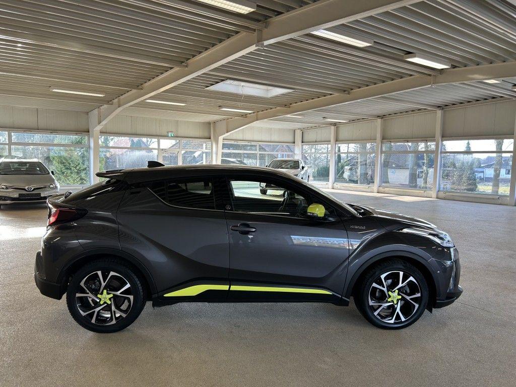 Toyota C-HR 2.0 Hybrid Team Deutschland