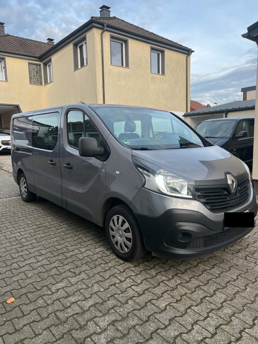 Renault Trafic 6-Sitzer Klima Tempomat