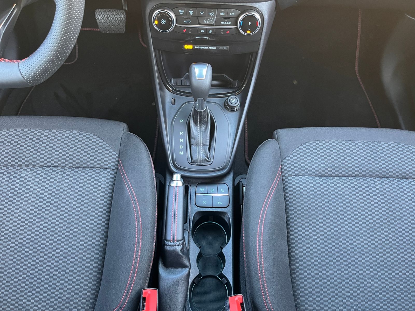 Fahrzeugabbildung Ford Puma ST-Line ACC LED NAV RFK SHZ ALU
