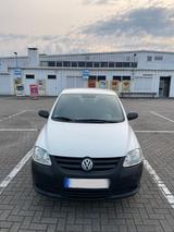 Volkswagen VW FOX 1,2l mit TÜV Reifen NEU - Volkswagen Fox in Duisburg