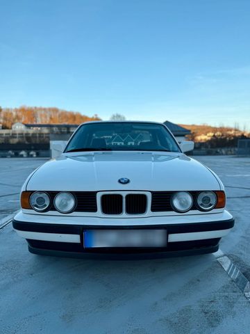 BMW E34 520i / 2 Hand