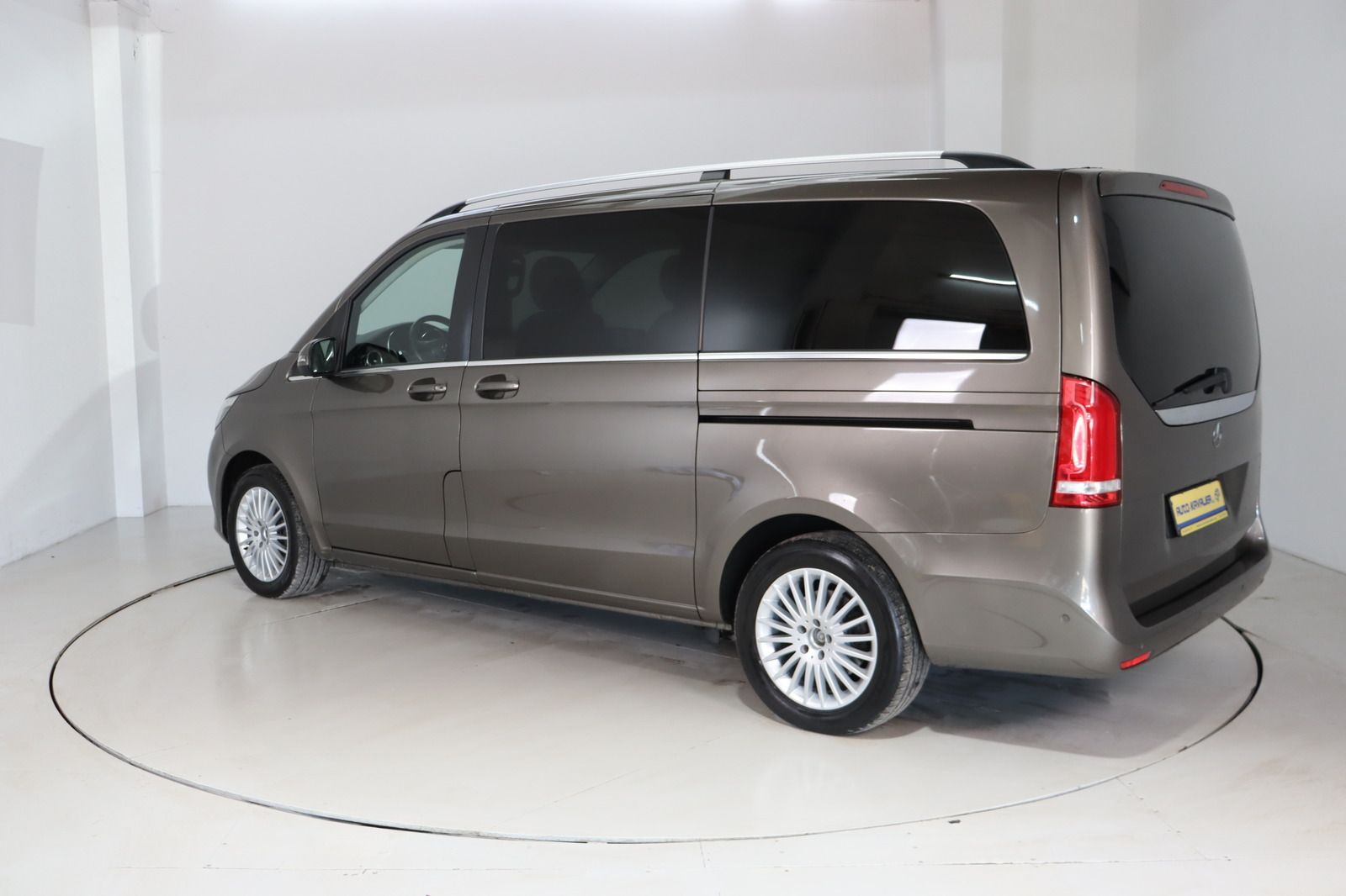 Fahrzeugabbildung Mercedes-Benz V 250 d 4matic Avantgarde * lang * 360 * ILS