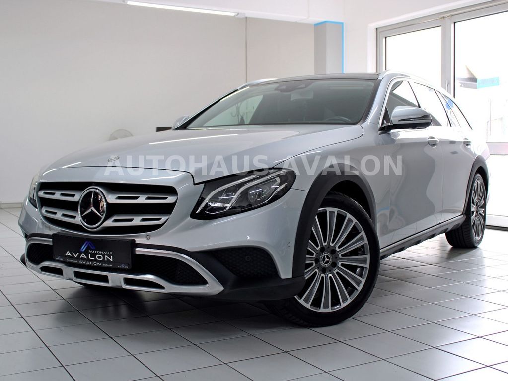 Image of Mercedes-Benz E 220