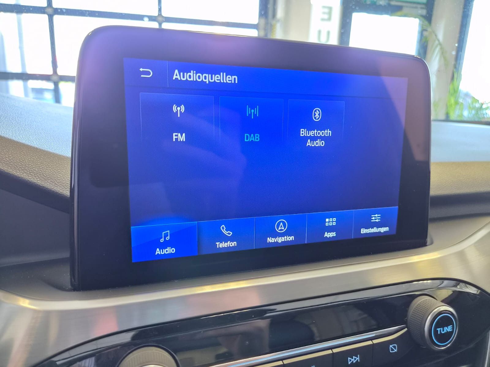 Fahrzeugabbildung Ford Kuga Titanium X / AUTOMATIK / GARANTIE / LED