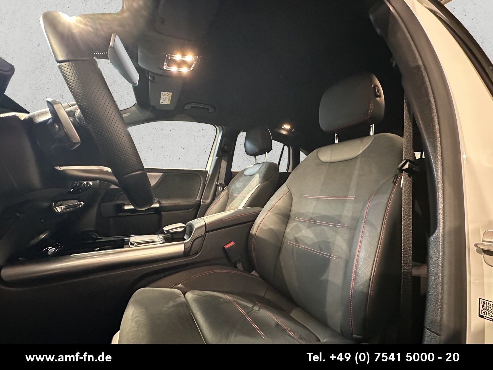 EQA 300 4MATIC AMG-LINE | LED | NAV | RFK | ELHK