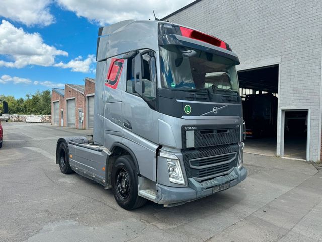 Volvo FH 540 Globetrotter Kipphydr Voll Spoiler German