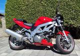 Suzuki SV1000 - SUZUKI SV 1000