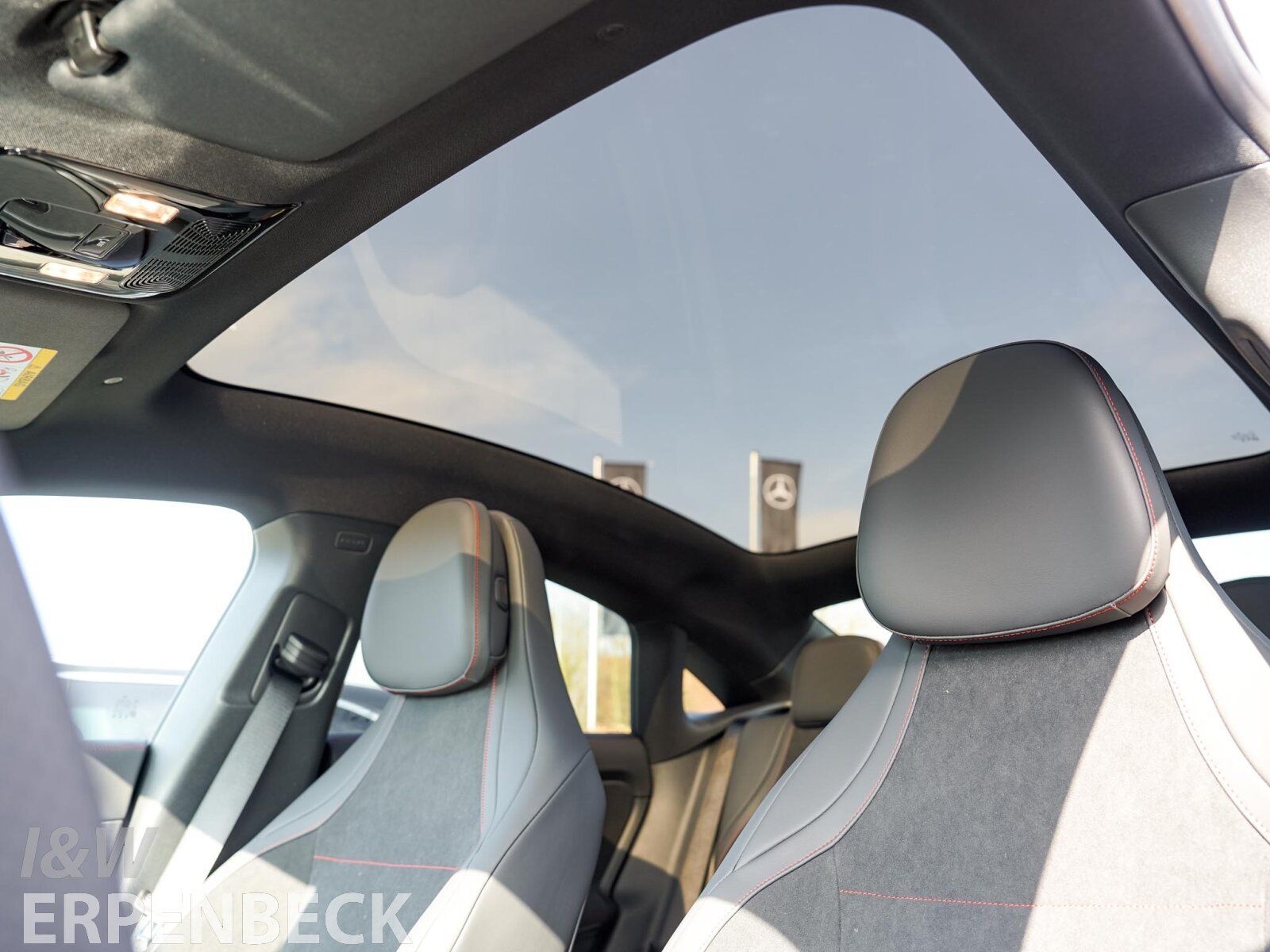 Fahrzeugabbildung Mercedes-Benz CLA 250+ EQ AMG Pano MB.Drive Distronic AHK FAP