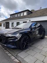 Audi Q8 55 TFSI 2xS/B&O/MatrixLed/360/Panorama/Stand - Audi Q8 in Duisburg