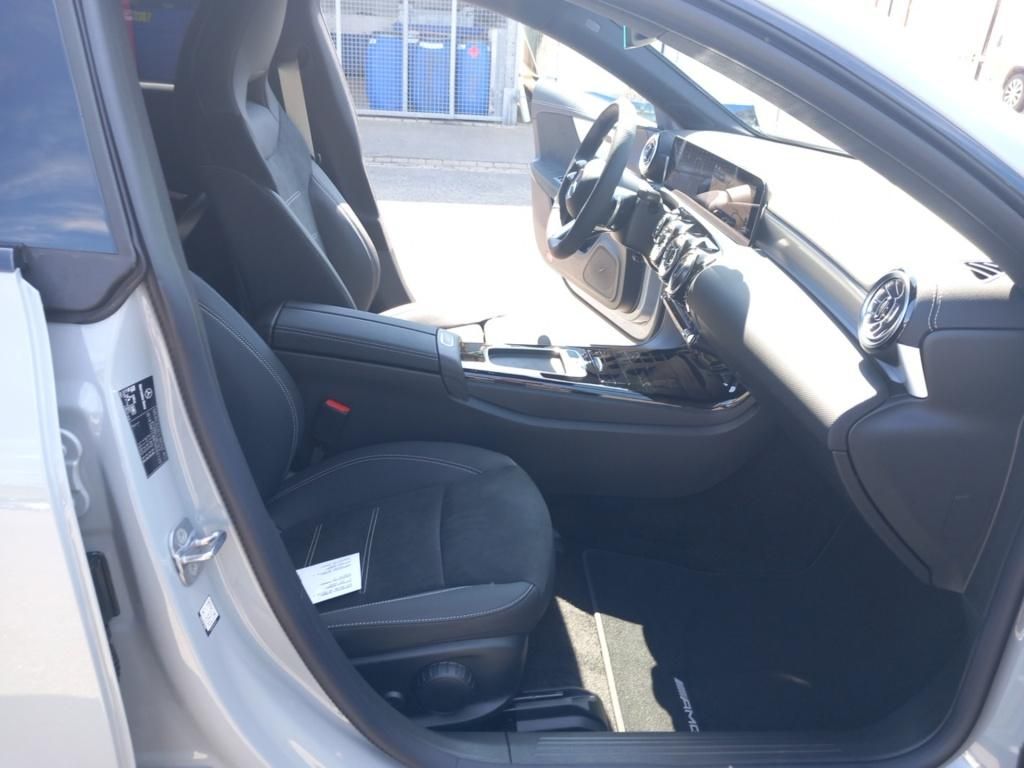 Fahrzeugabbildung Mercedes-Benz CLA 200 d SB AMG*Night*LED*Distronic*PDC*360°