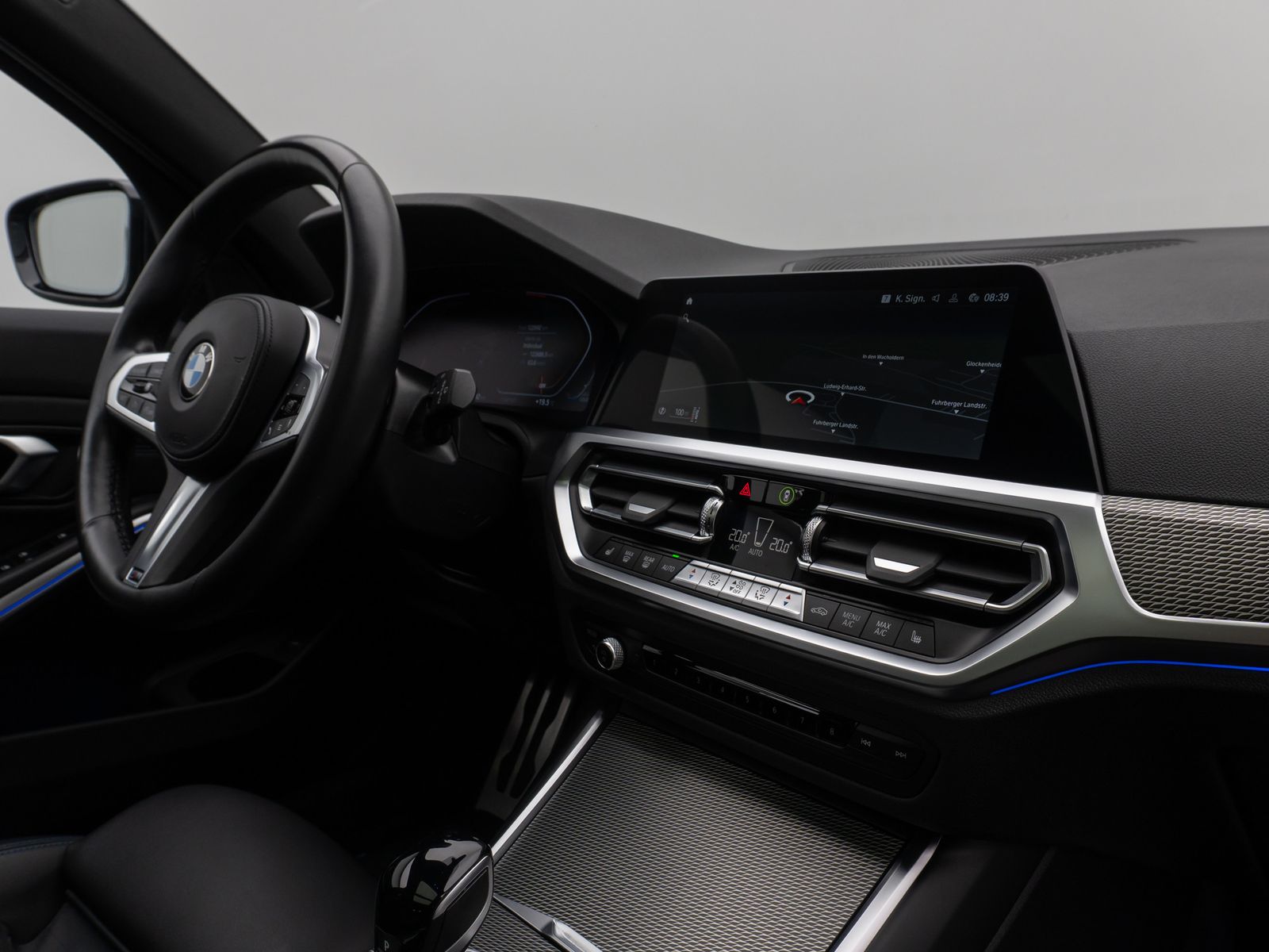 Fahrzeugabbildung BMW 320d M Sport Kamera DAB HiFi Komfort Alarm 19Zol