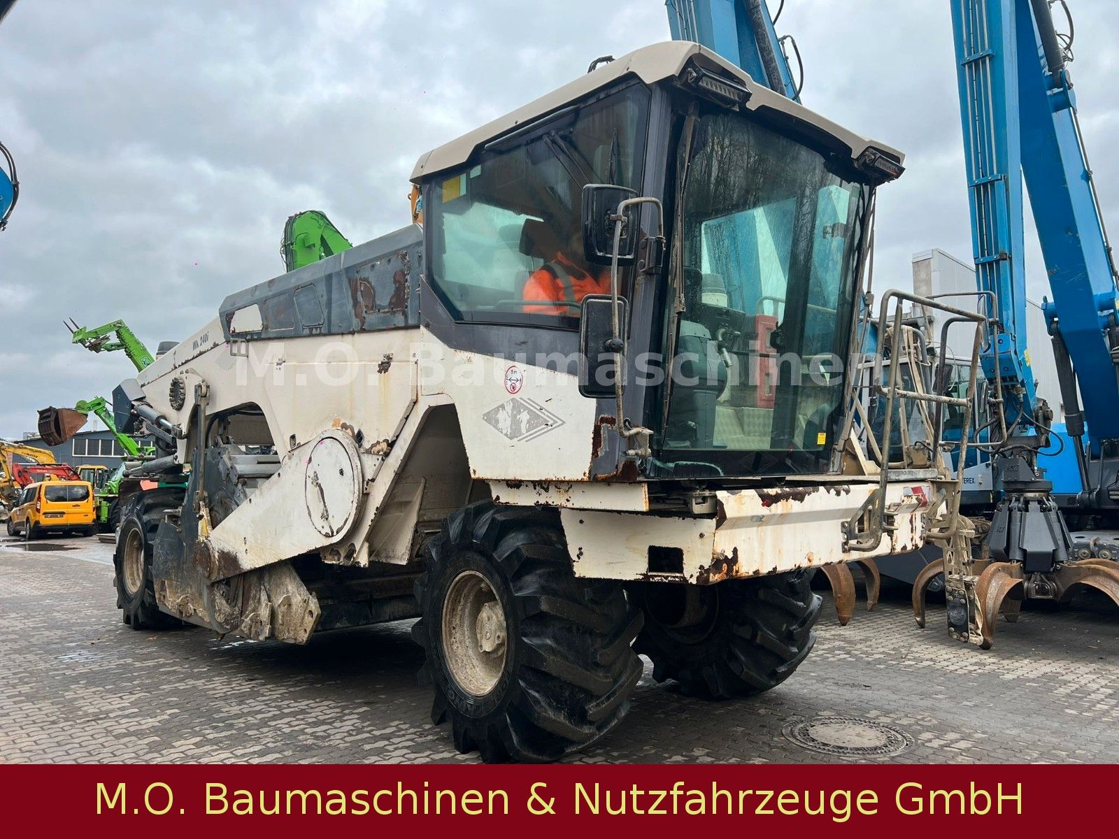 Fahrzeugabbildung Wirtgen WR 240 i/ Kaltrecycler /2,40 m/