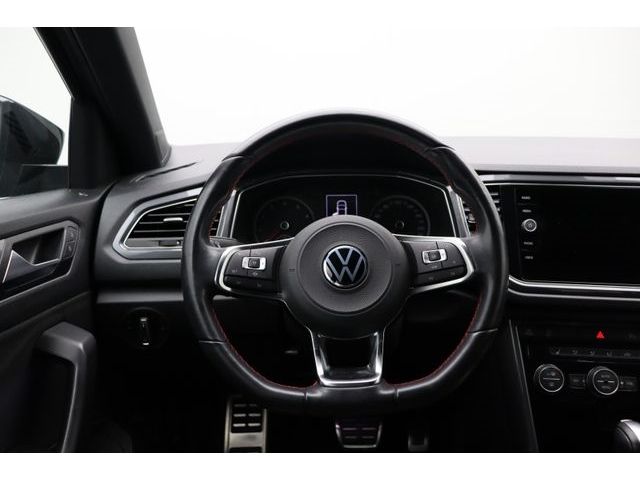 Fahrzeugabbildung Volkswagen T-Roc 1.5 Sport DSG ACC LED