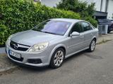 Opel Vectra 1.9 CDTI 110kW Automatik - - Opel Vectra in Mannheim