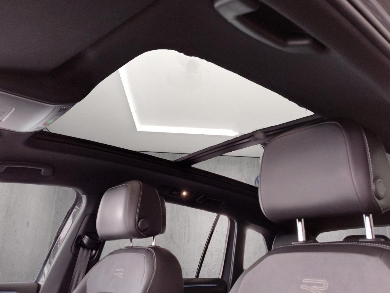 Tiguan R-Line 2.0 TSI DSG 4MOTION Klima Navi