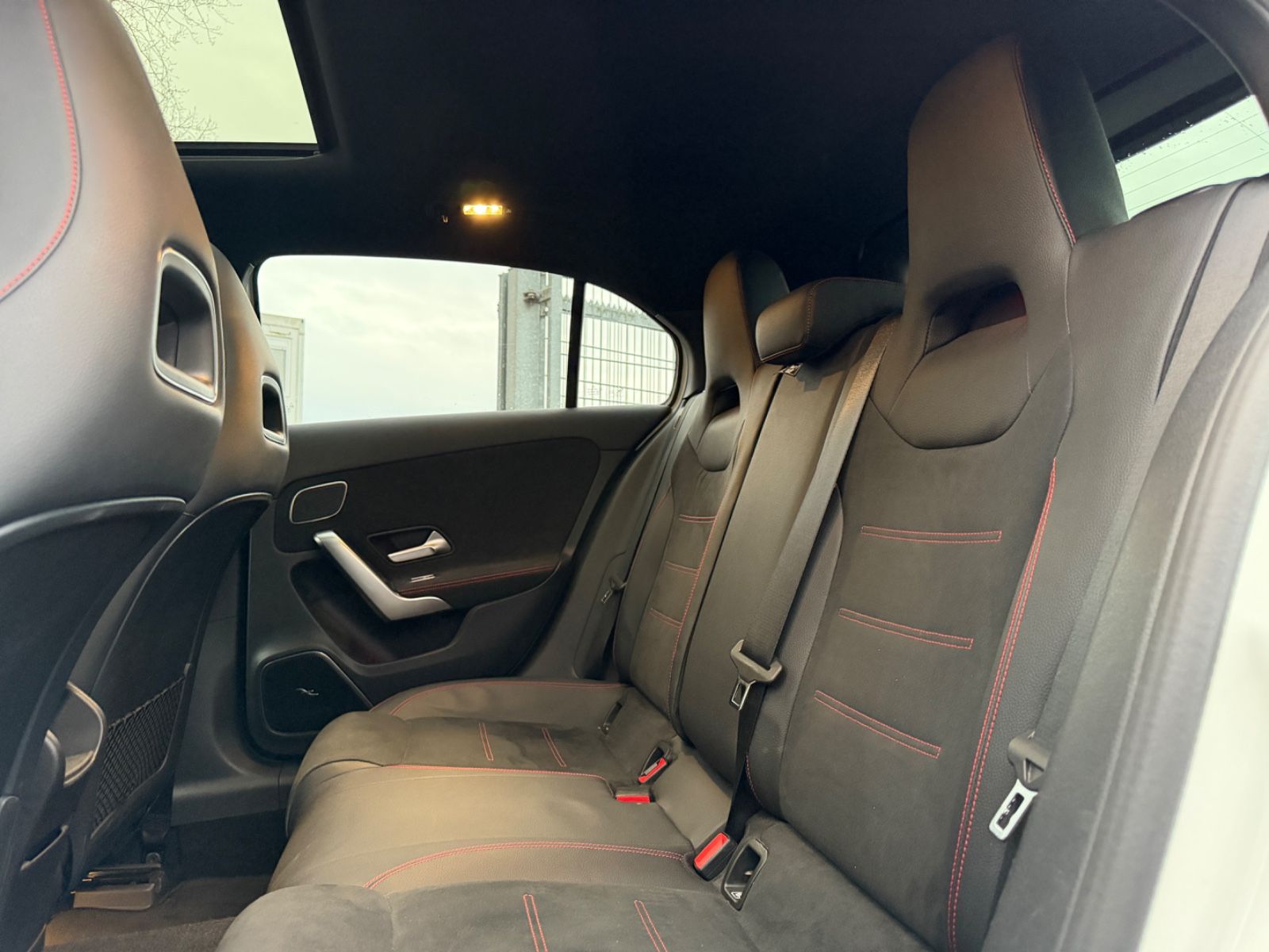 Fahrzeugabbildung Mercedes-Benz A 250 AMG Line*BURMESTER*PANO*ALCANTARA*