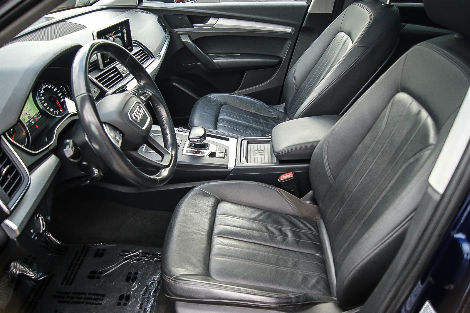 Fahrzeugabbildung Audi Q5 40 TDI quattro S tronic MATRIX LED PANORAMA