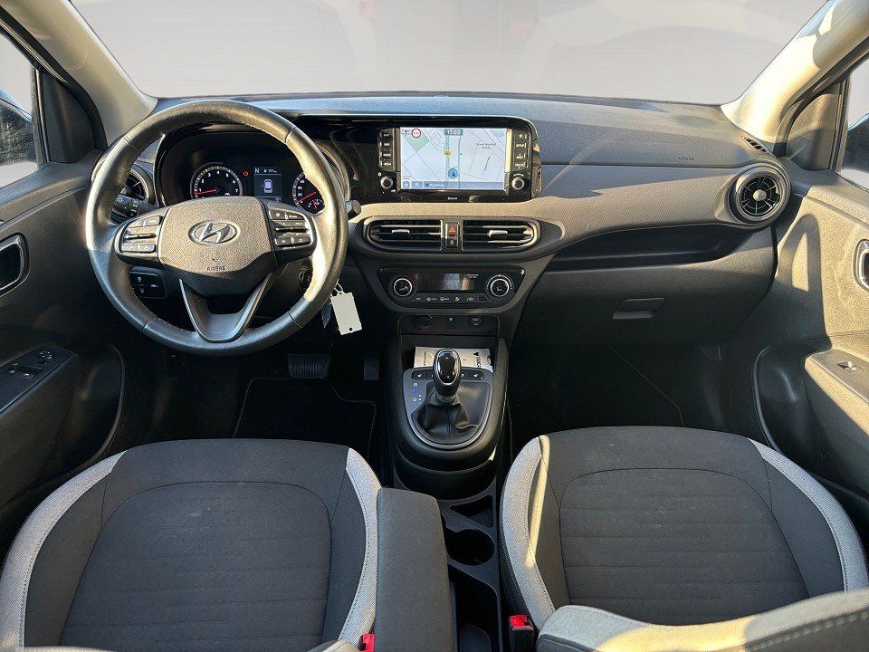 Fahrzeugabbildung Hyundai i10 1.2i 84PS A/T Trend Komfortpaket, Navipaket