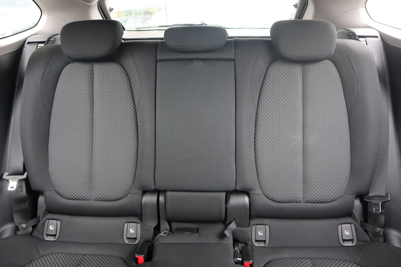 BMW X1 xDrive25e Advantage AHK/RFK/Navi/Tempomat foto 13