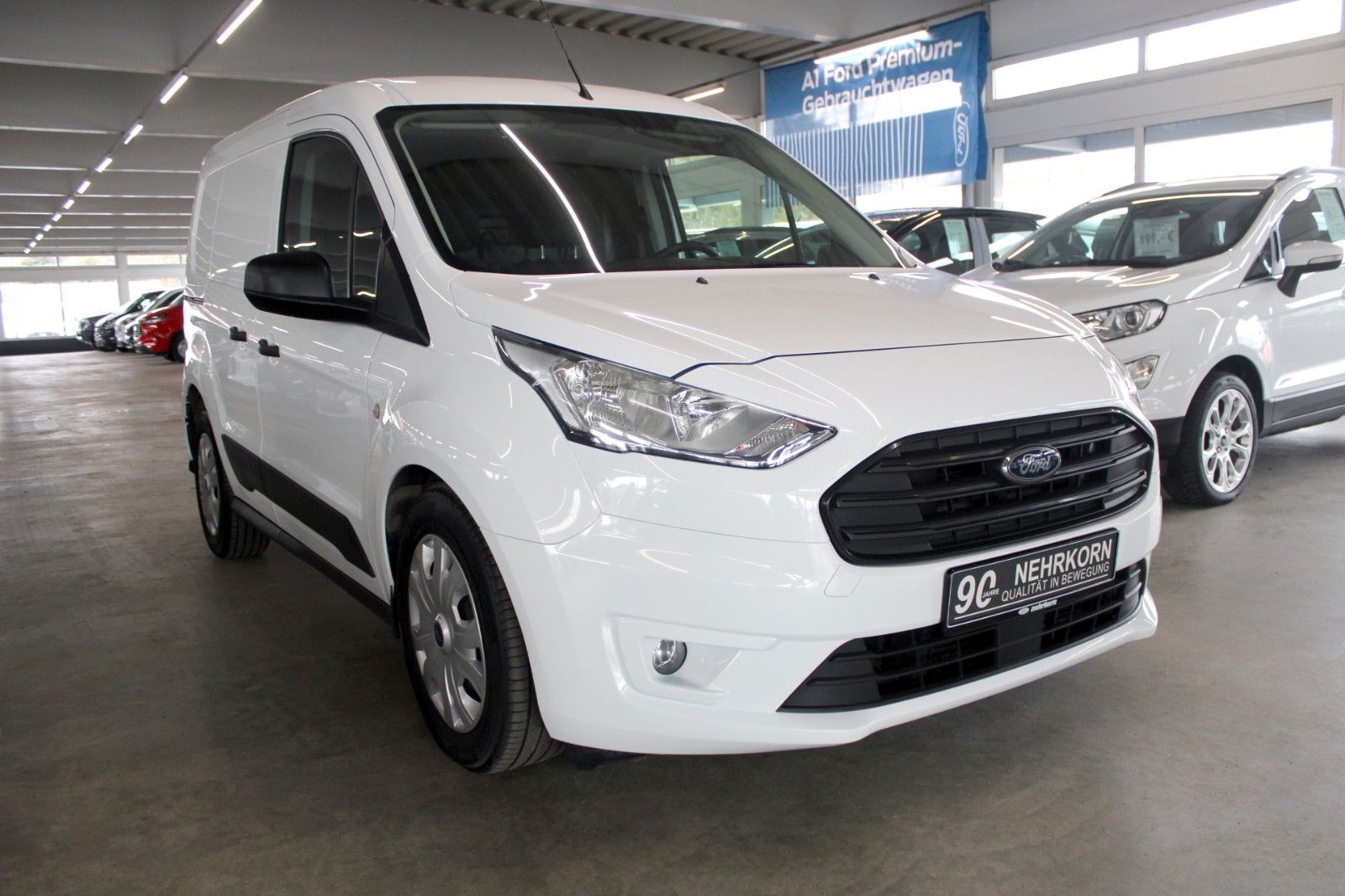 Fahrzeugabbildung Ford Transit Connect TREND KLIMA Standheizung 3-Sitze