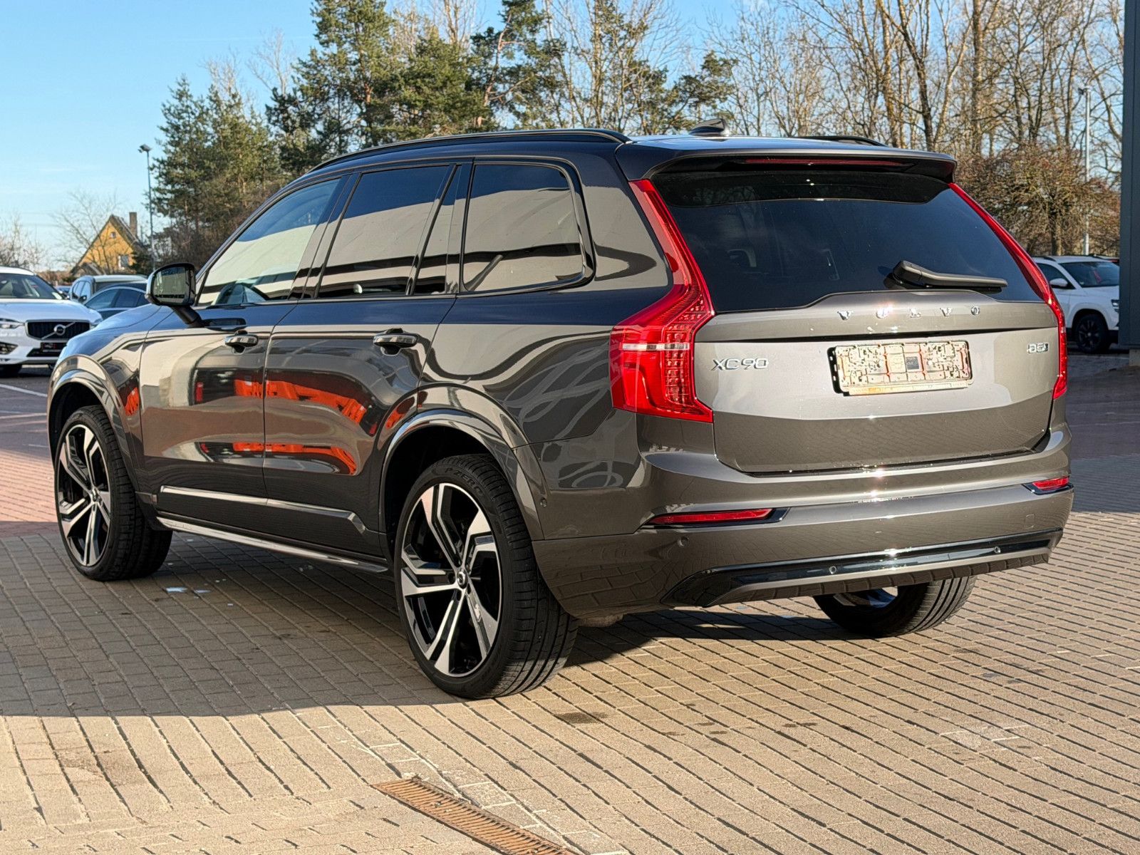 Fahrzeugabbildung Volvo XC90 B5 D Ultimate Dark AWD*B&W*LUFT*STHZG*360*