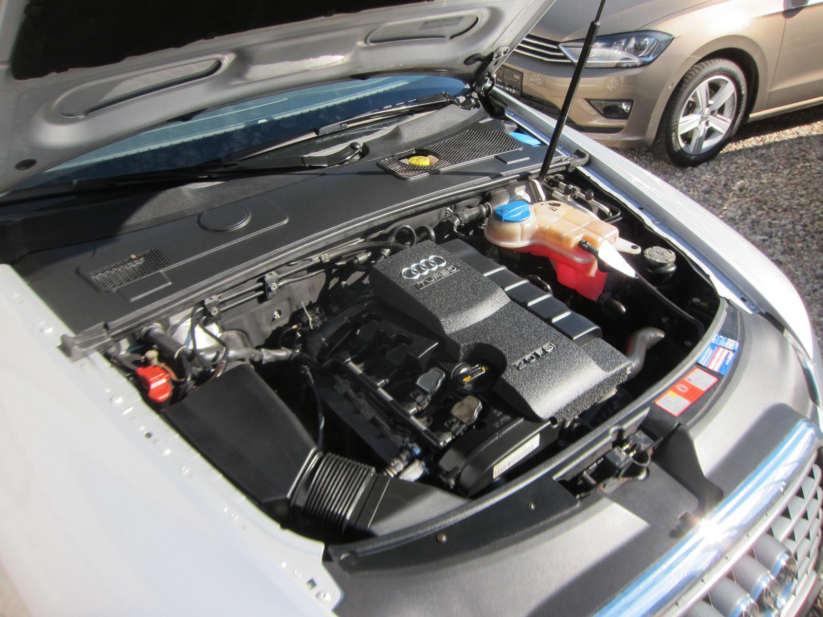 Audi A6 2009 — photo 18
