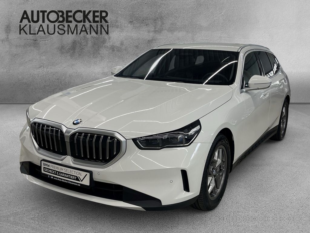 Image of BMW 540