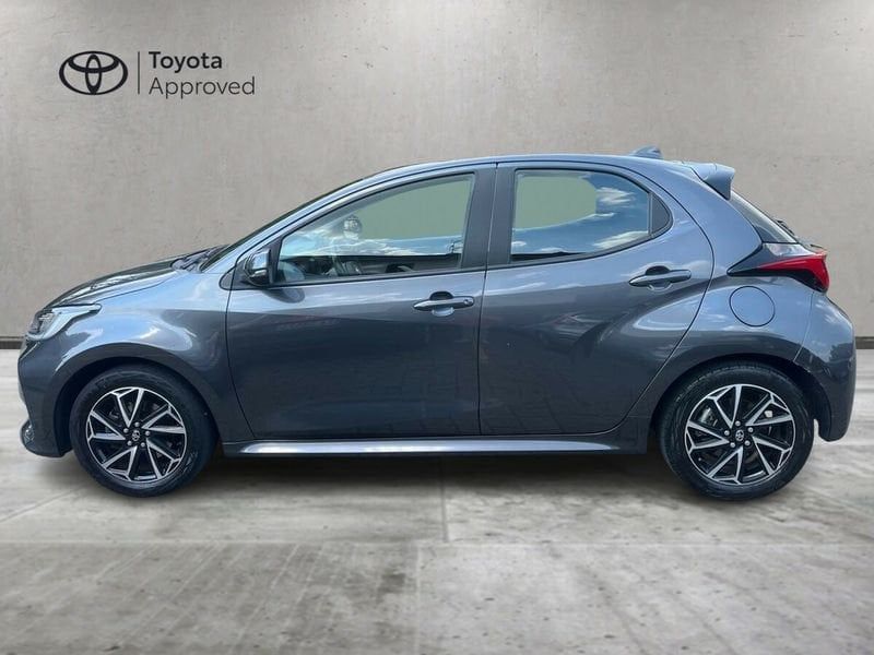 Toyota Yaris Hybrid Trend MY22 imagem 3