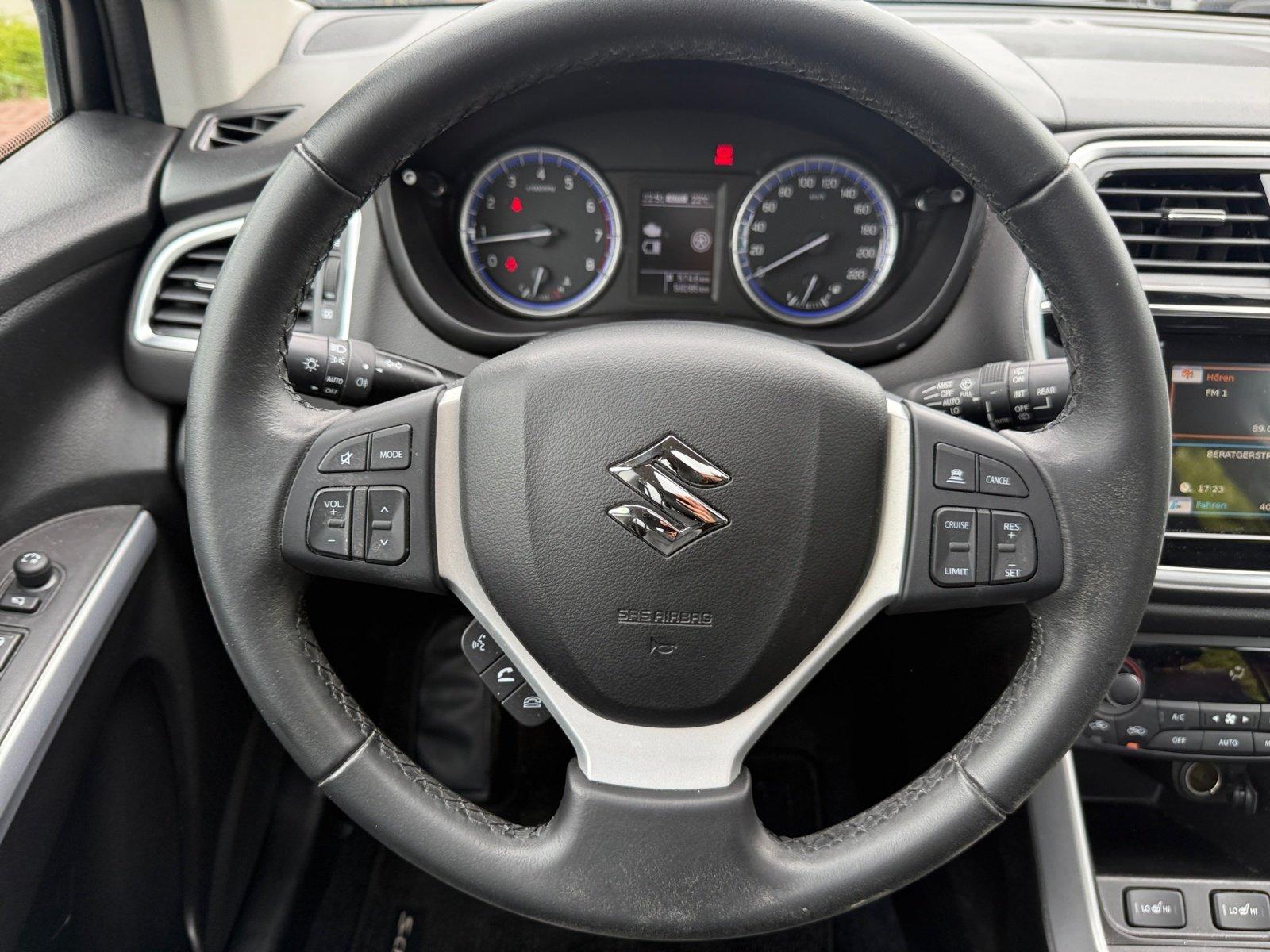 Suzuki S-Cross Comfort Plus 1.4 ALLGRIP KAMERA+NAVI+DAB
