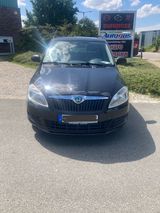 Skoda Fabia Combi Cool Edition - Skoda Fabia aus 2011: Cool Edition