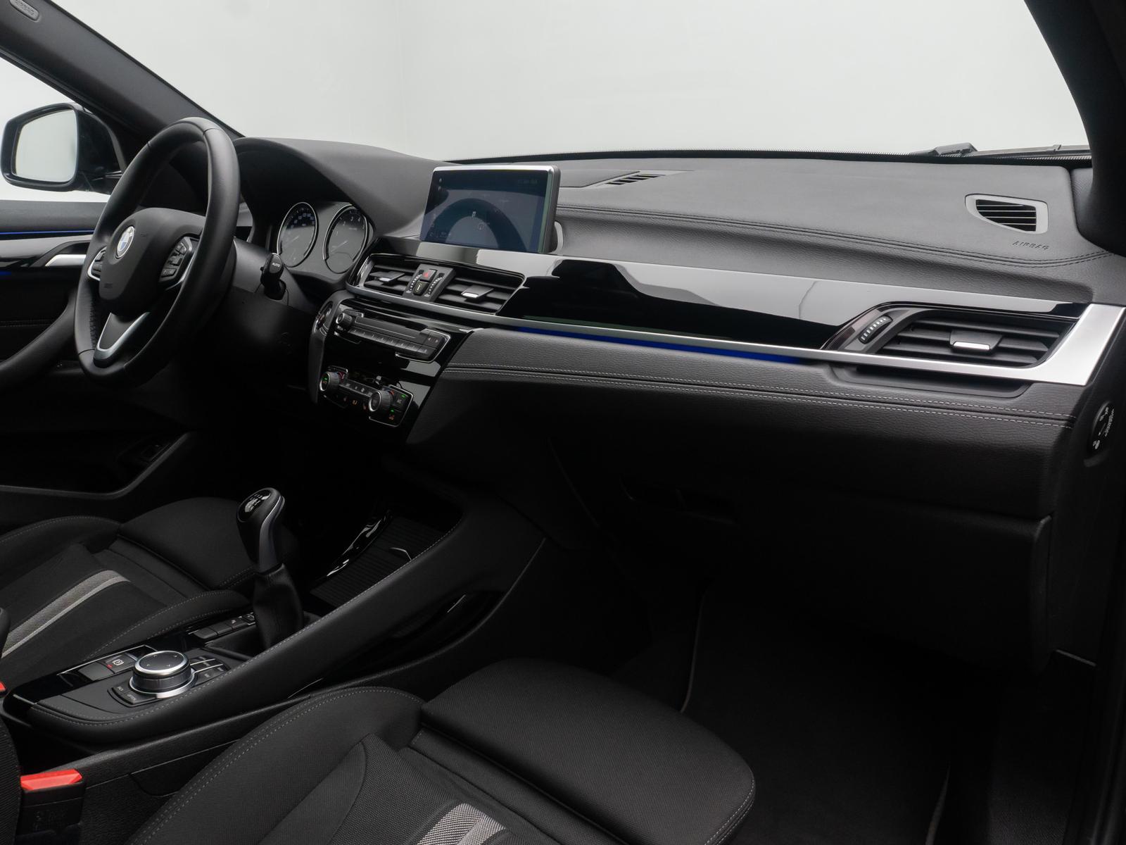 BMW X2 sD18i Sport HiFi Kamera DAB Panorama 18Zoll, миниатюра 23