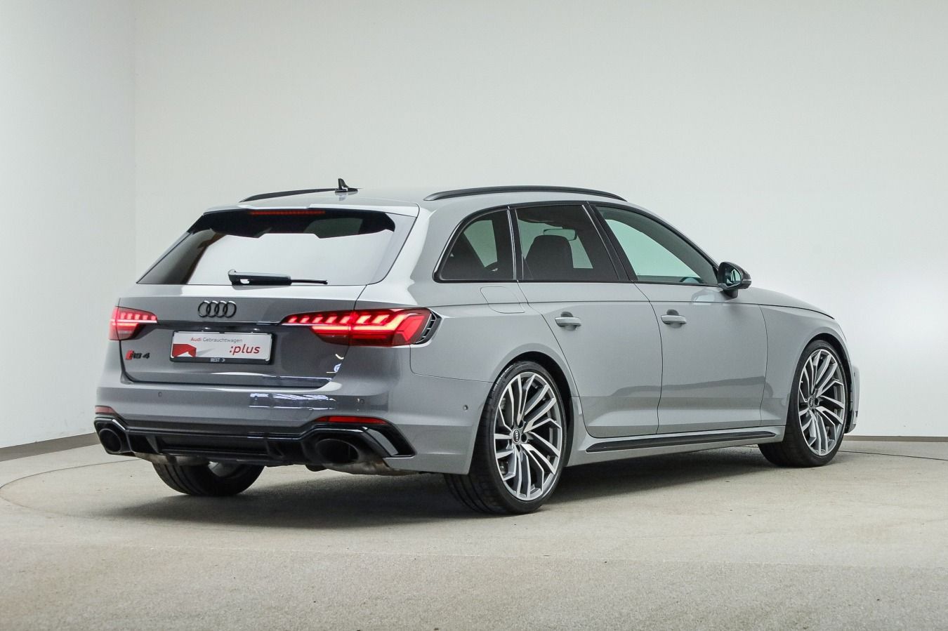 Audi RS 4 Avant HUD, Dynamic Ride, Tour, RS-Abgas, B& imagem 2