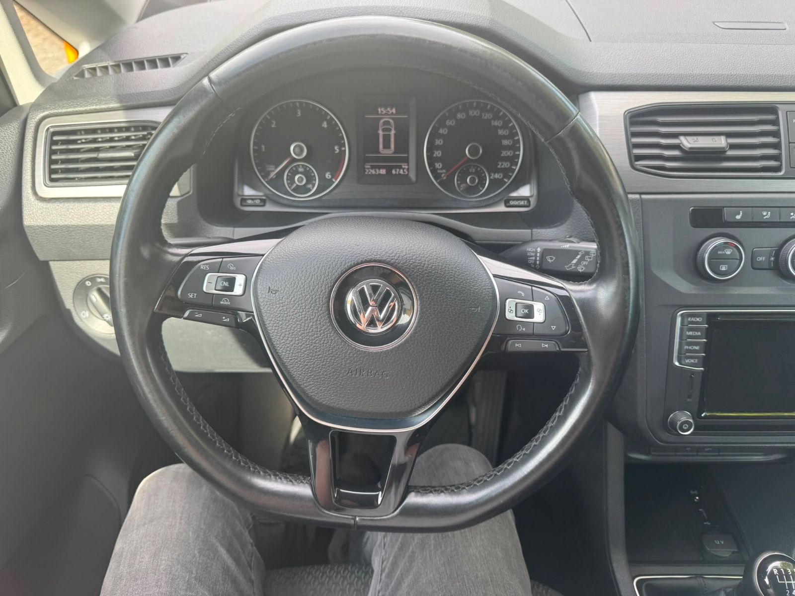 Fahrzeugabbildung Volkswagen Caddy PKW BMT Navi+Bluetooth+Sitzheizung